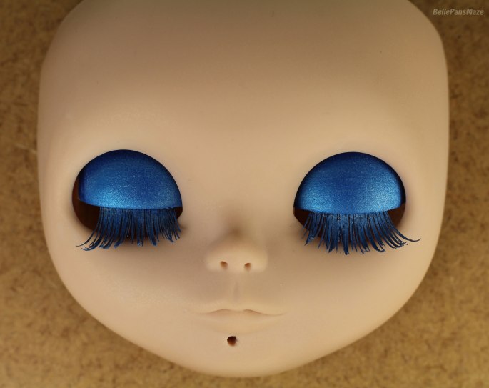 Blythe-doll-eyelids-metallic-blue_4887